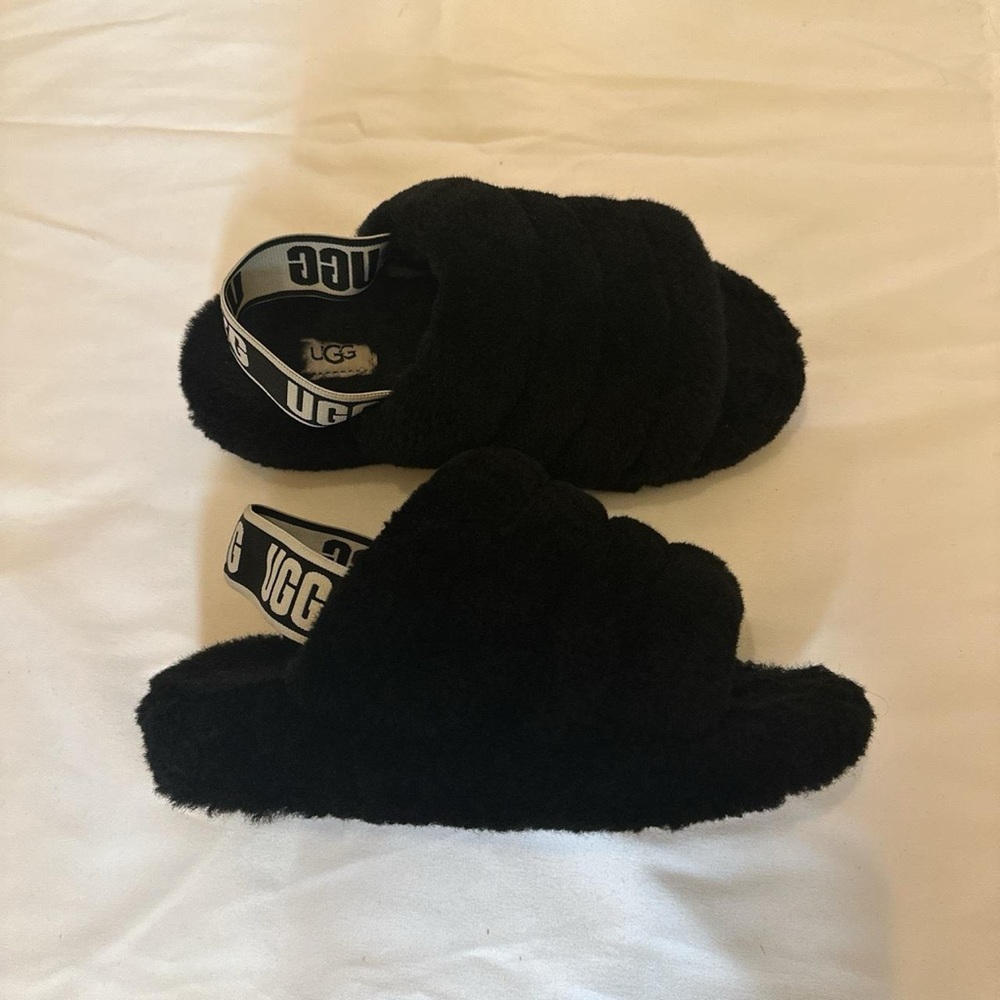 ugg fur slides